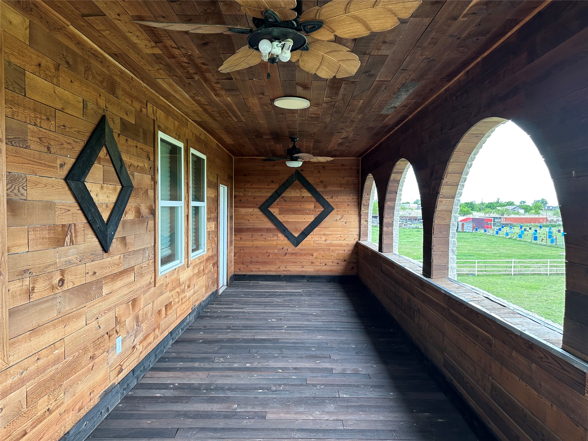 241 Gentry Road Ennis TX 75119