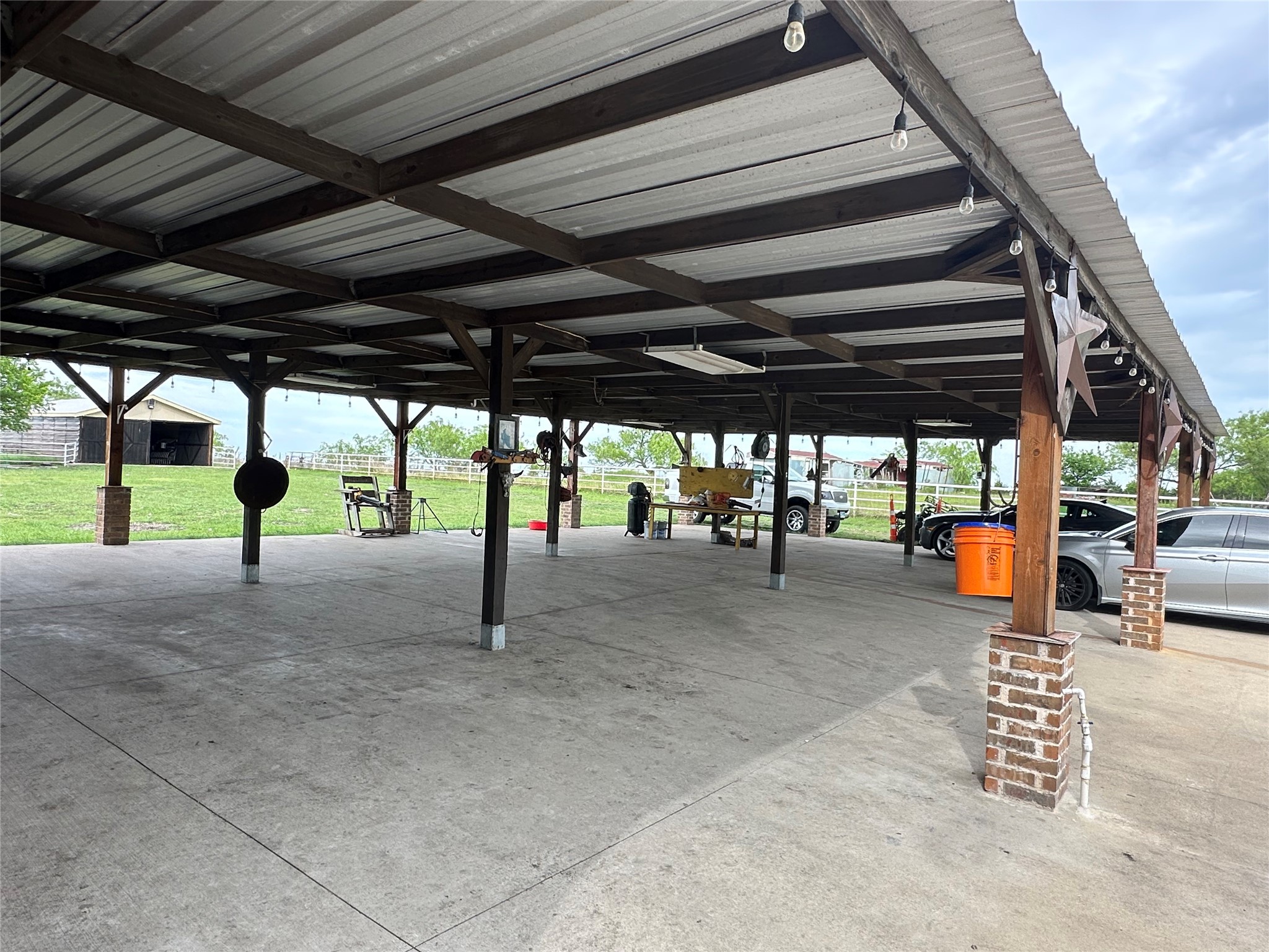 241 Gentry Road Ennis TX 75119