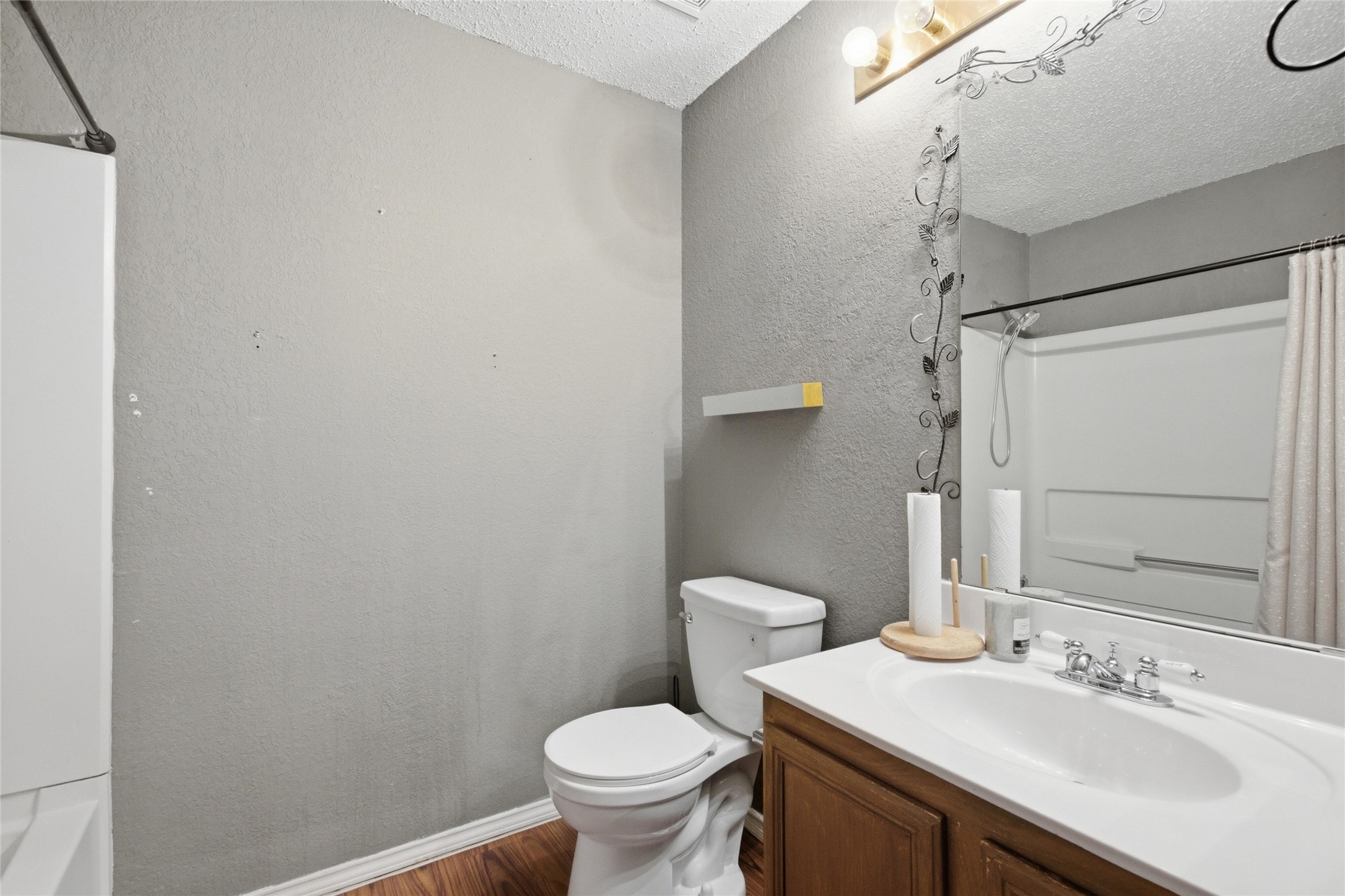 217 Sunset Oaks Drive Fort Worth TX 76112