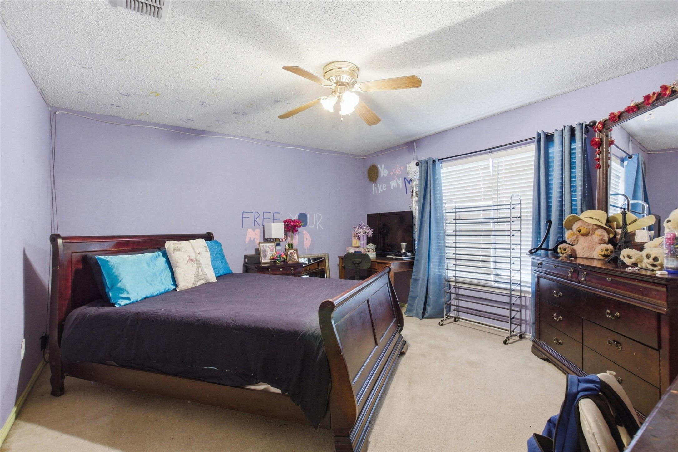 217 Sunset Oaks Drive Fort Worth TX 76112