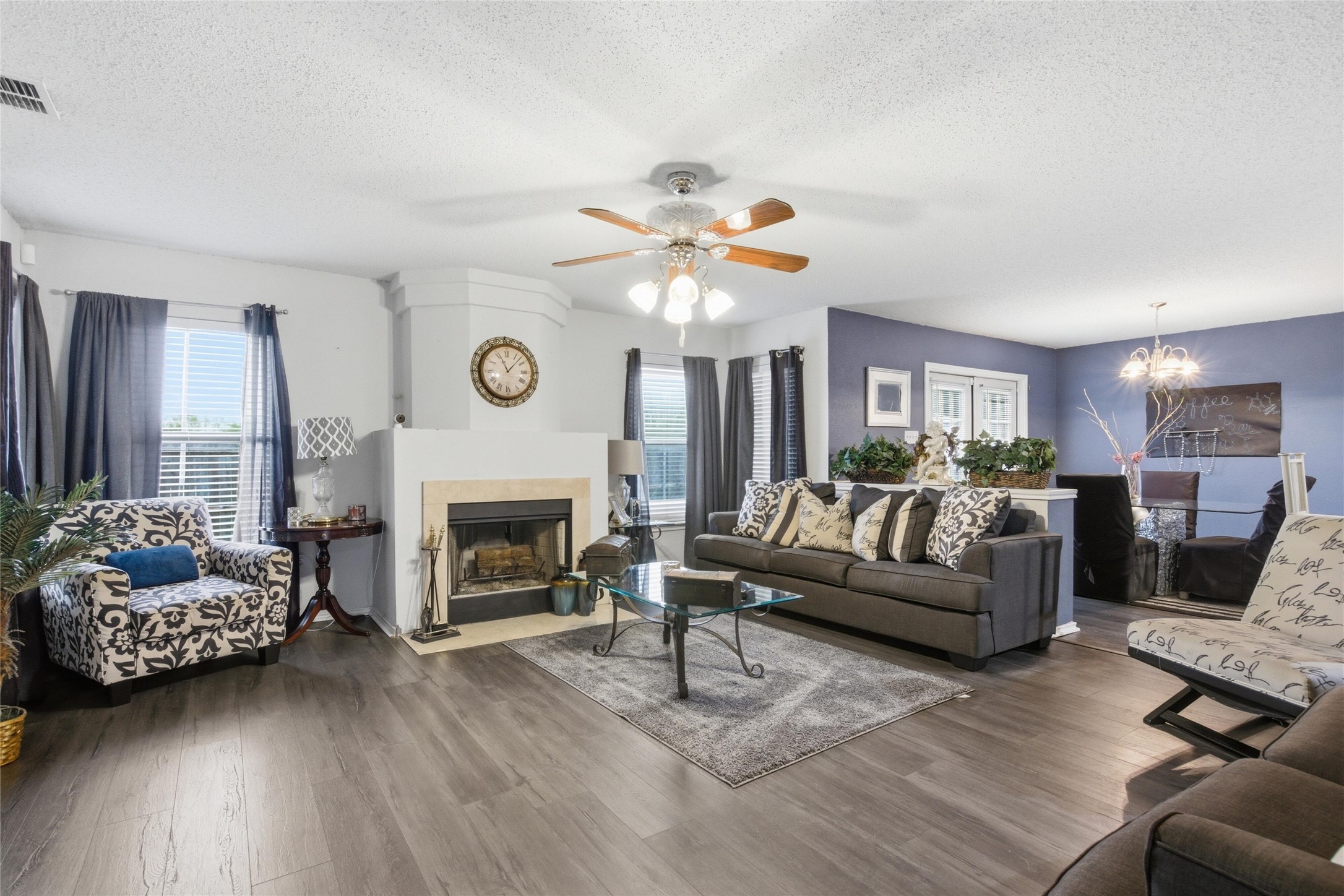 217 Sunset Oaks Drive Fort Worth TX 76112