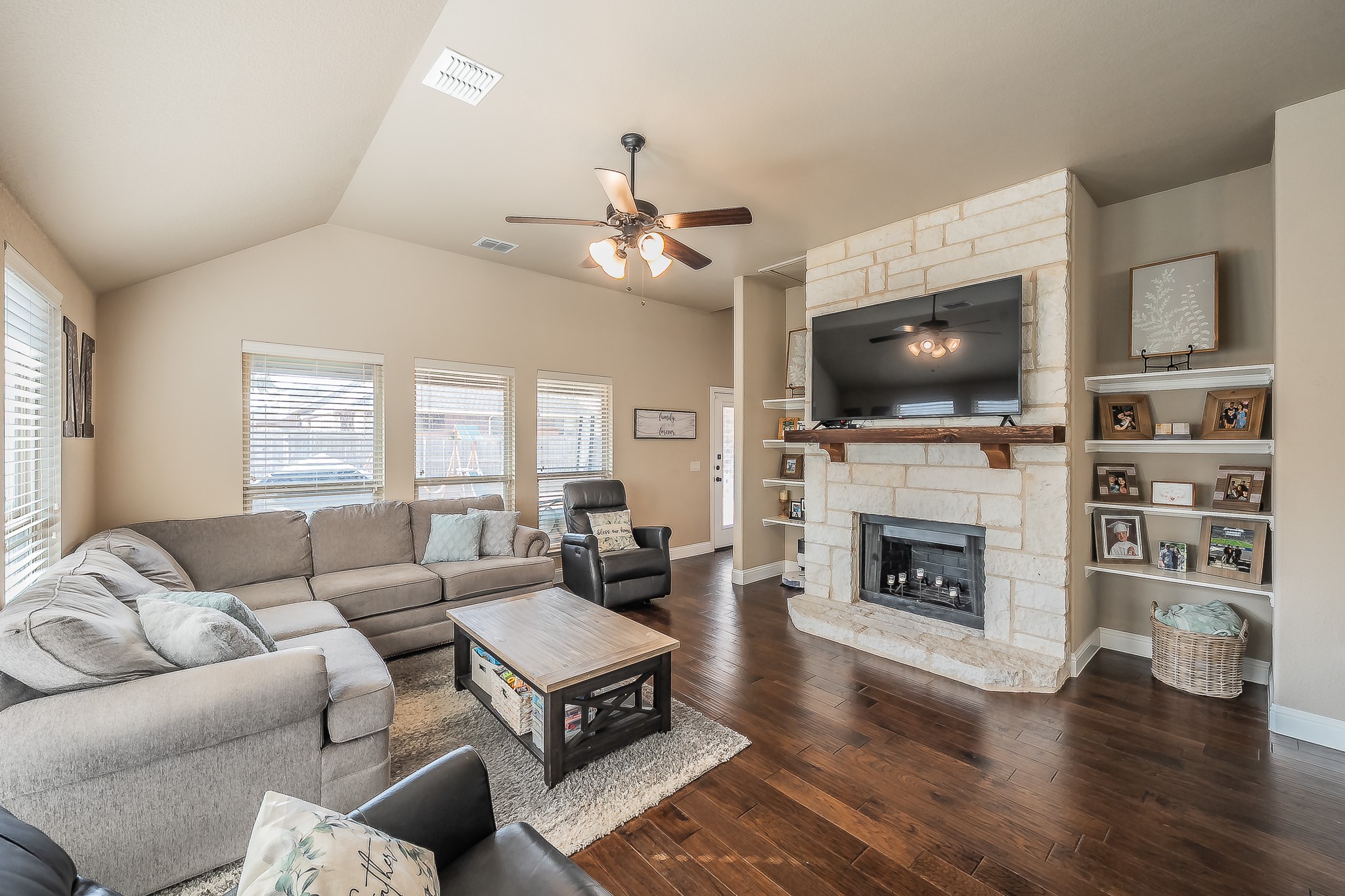509 Anthony Street Crowley TX 76036