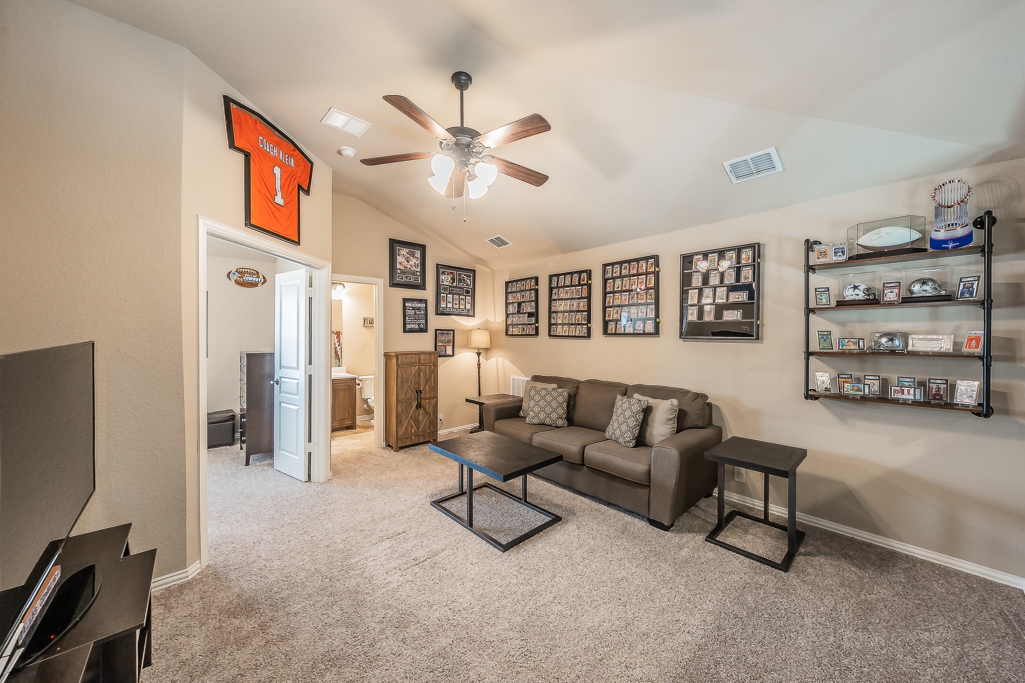 509 Anthony Street Crowley TX 76036