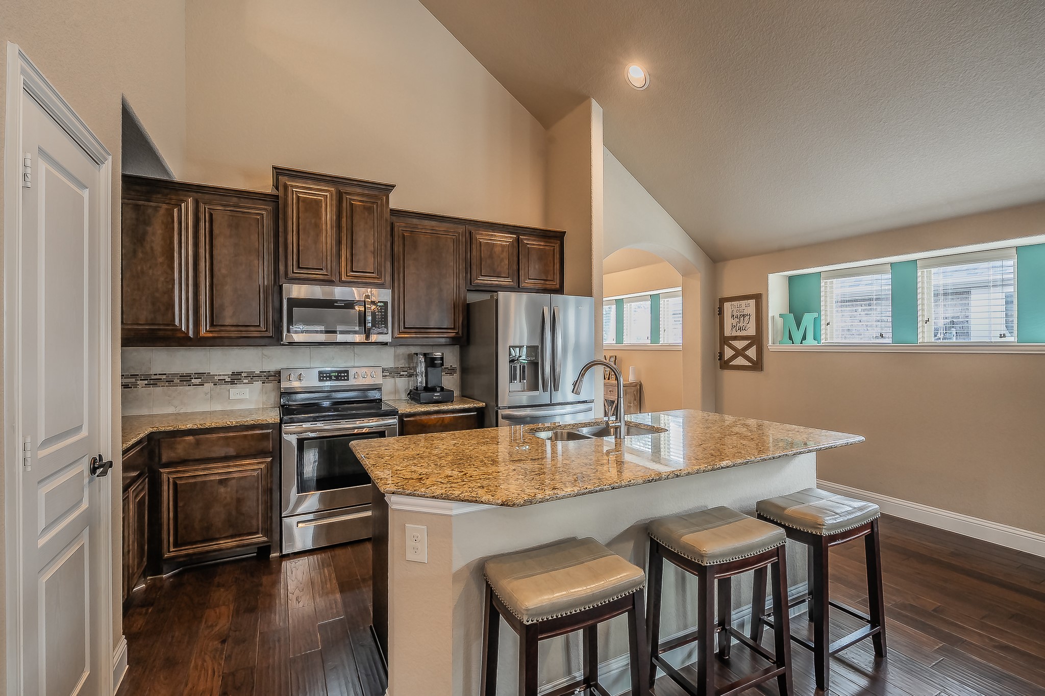 509 Anthony Street Crowley TX 76036