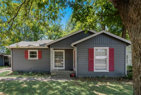 2007 W 1st Avenue Corsicana TX 75110