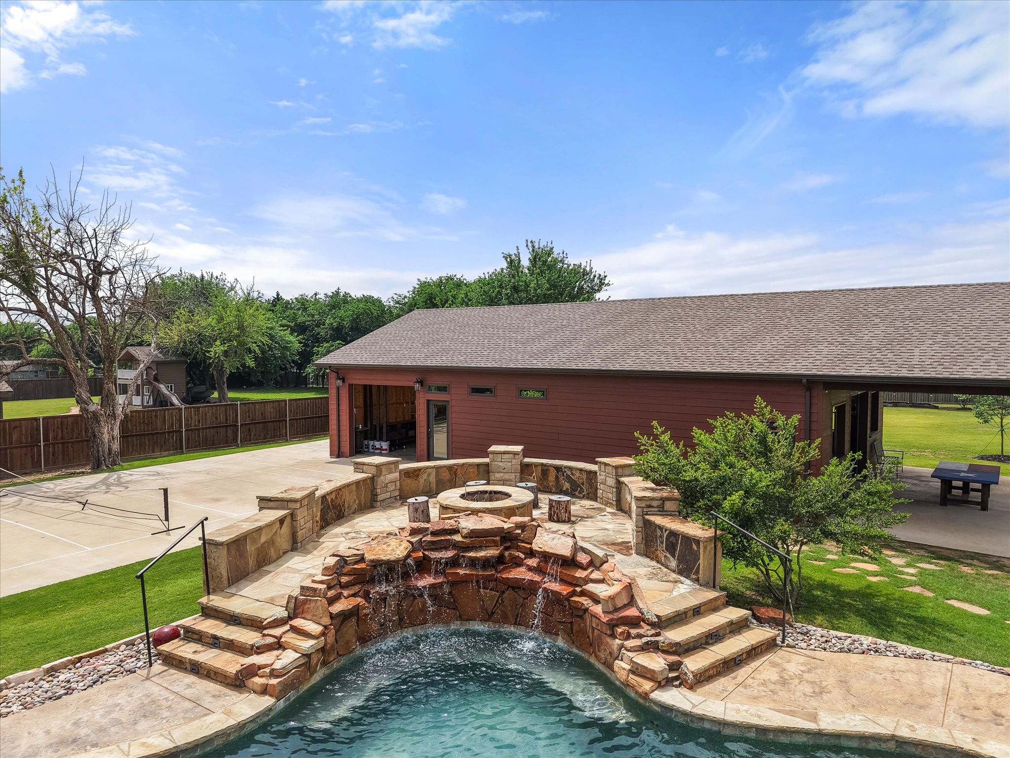 2010 Ashley Brooke Court Midlothian TX 76065