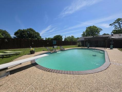 900 S 8th Avenue Teague TX 75860
