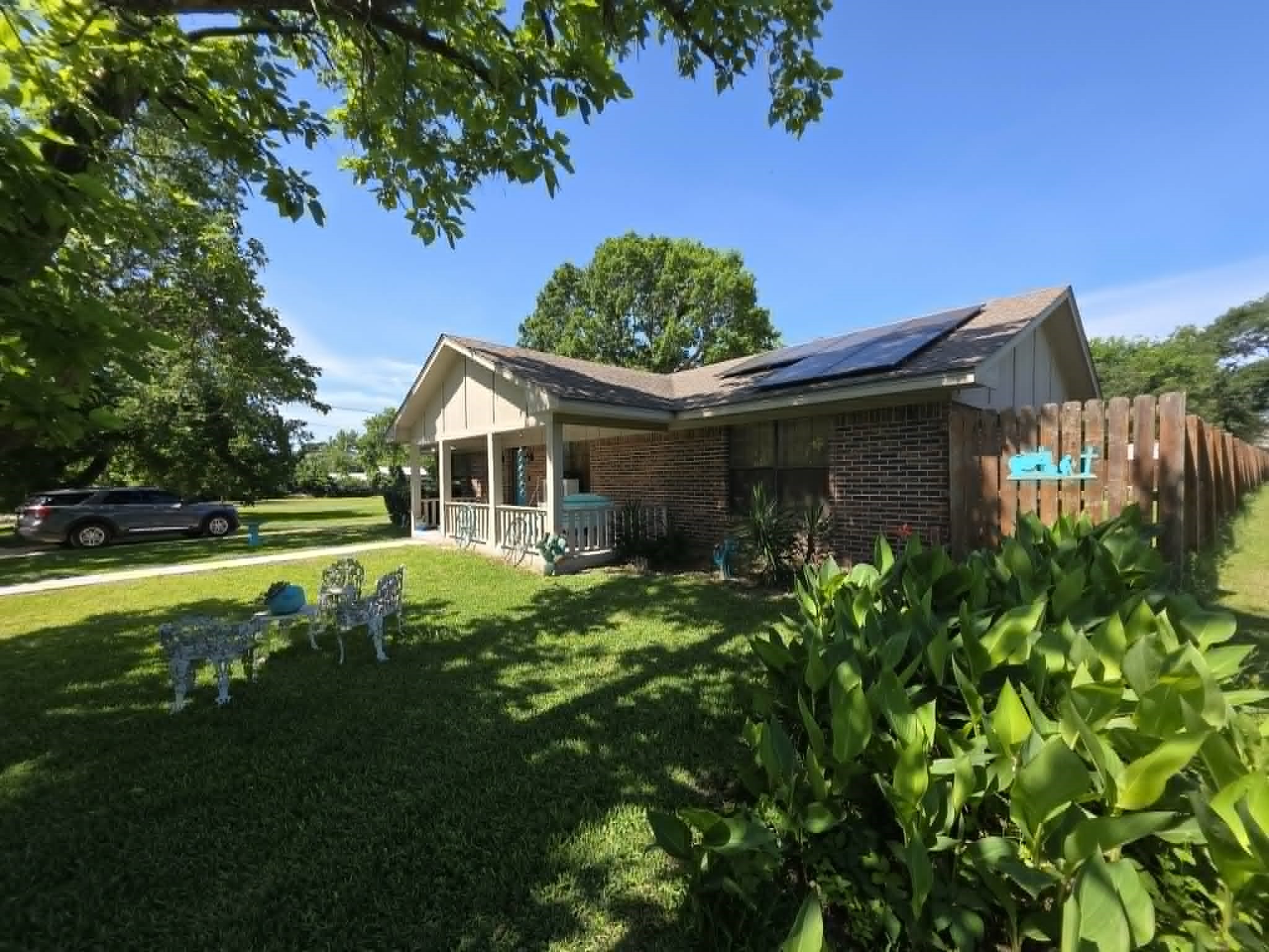 900 S 8th Avenue Teague TX 75860