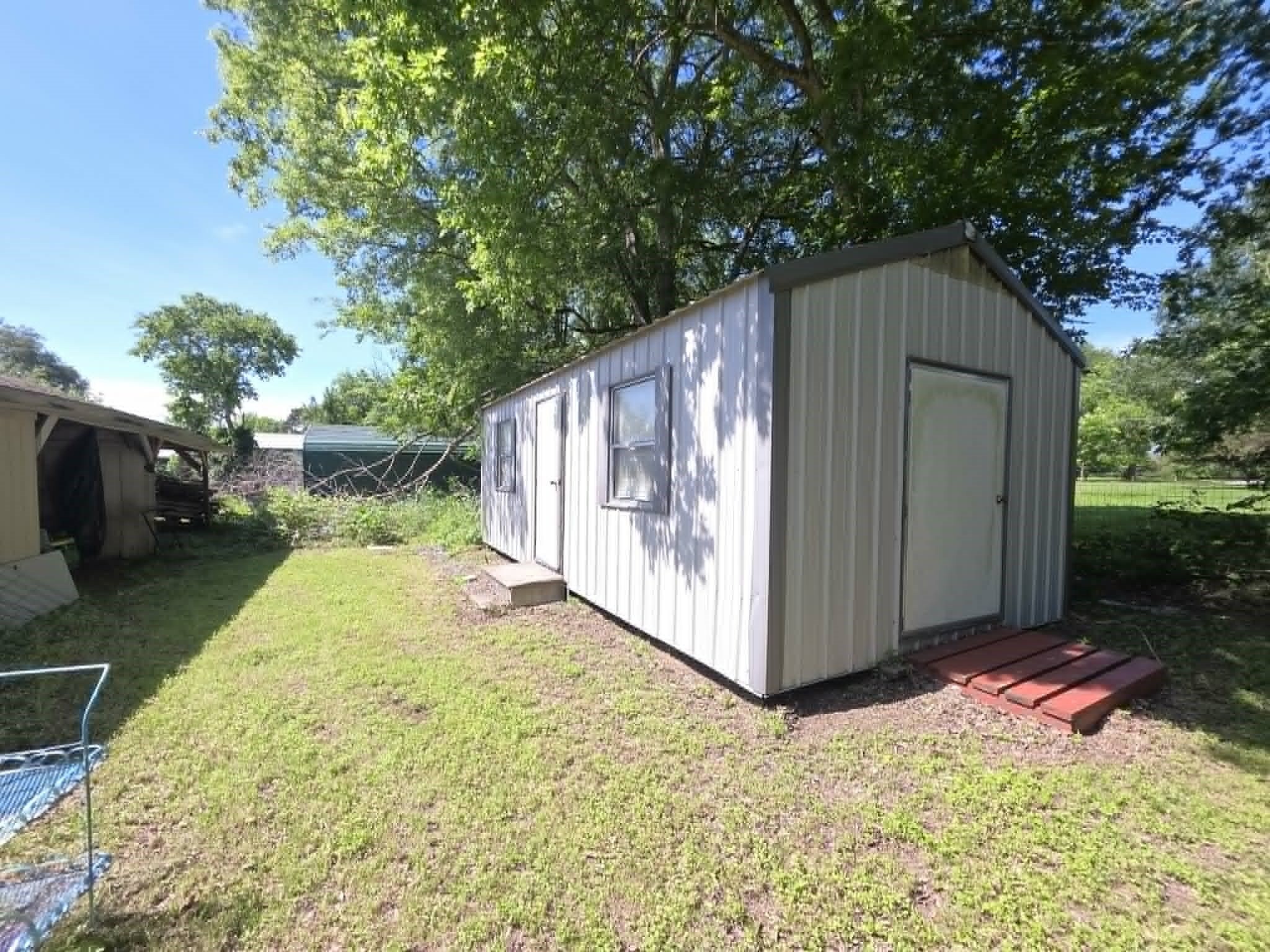 900 S 8th Avenue Teague TX 75860