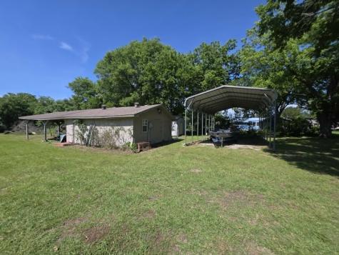 900 S 8th Avenue Teague TX 75860