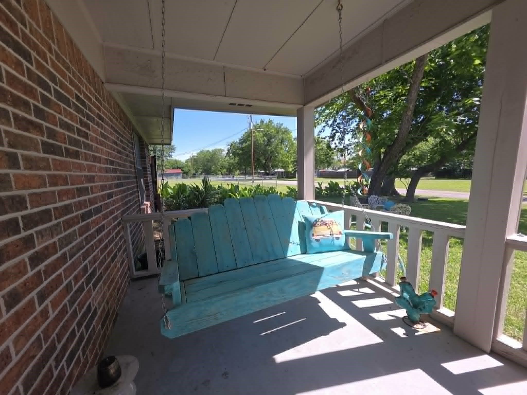900 S 8th Avenue Teague TX 75860