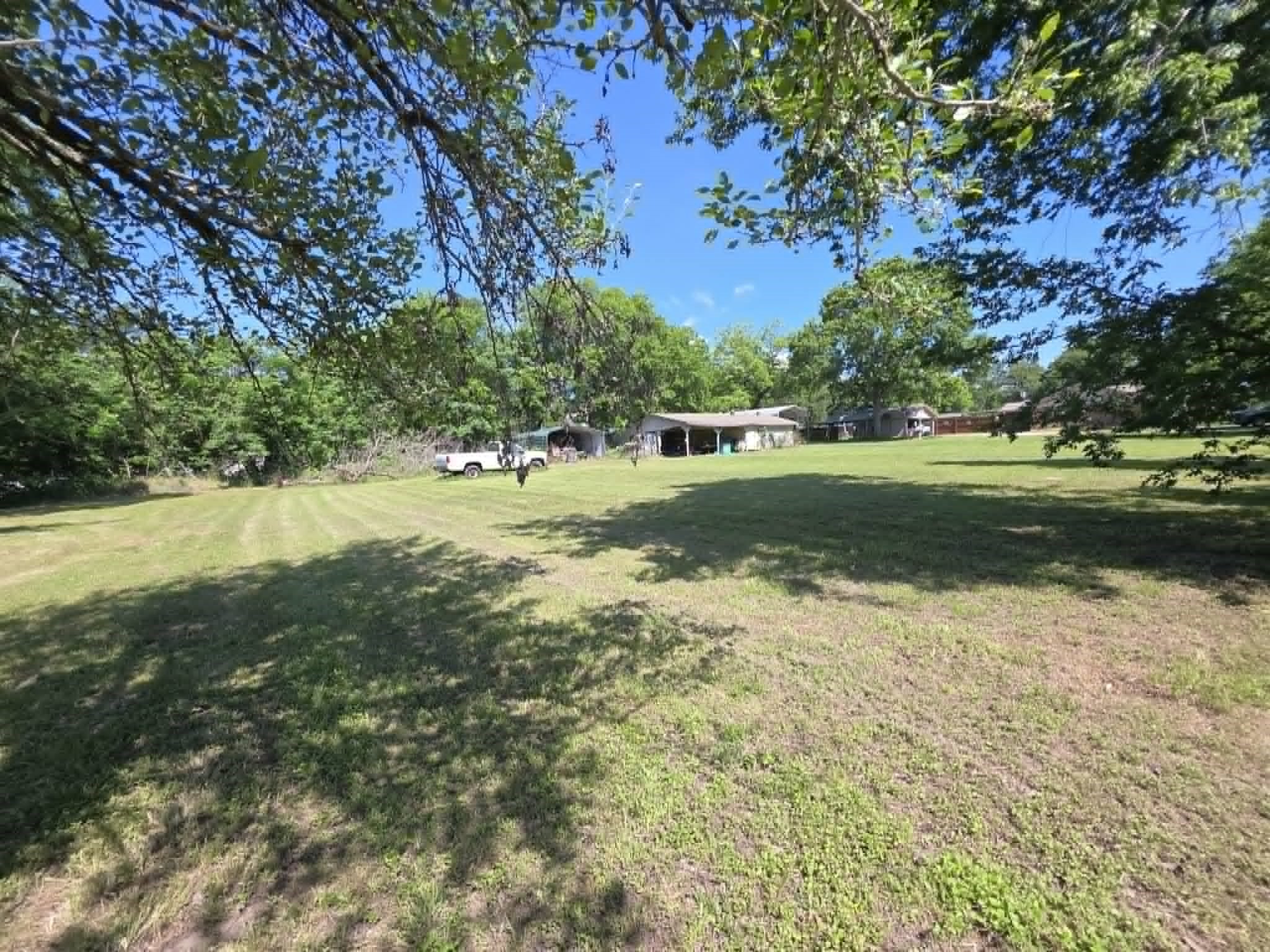 900 S 8th Avenue Teague TX 75860