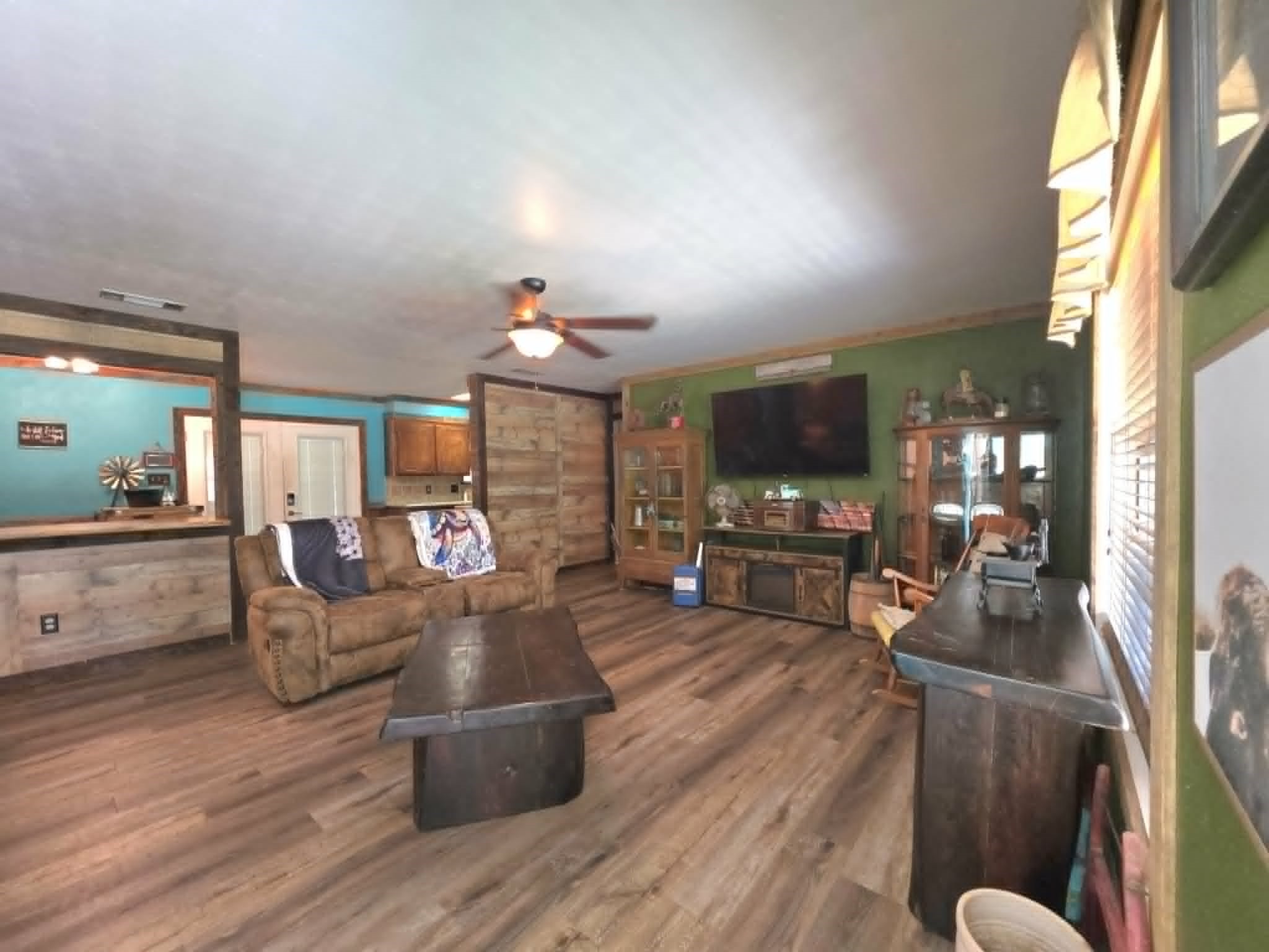 900 S 8th Avenue Teague TX 75860