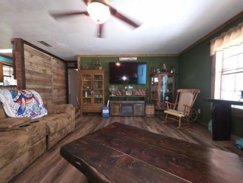 900 S 8th Avenue Teague TX 75860
