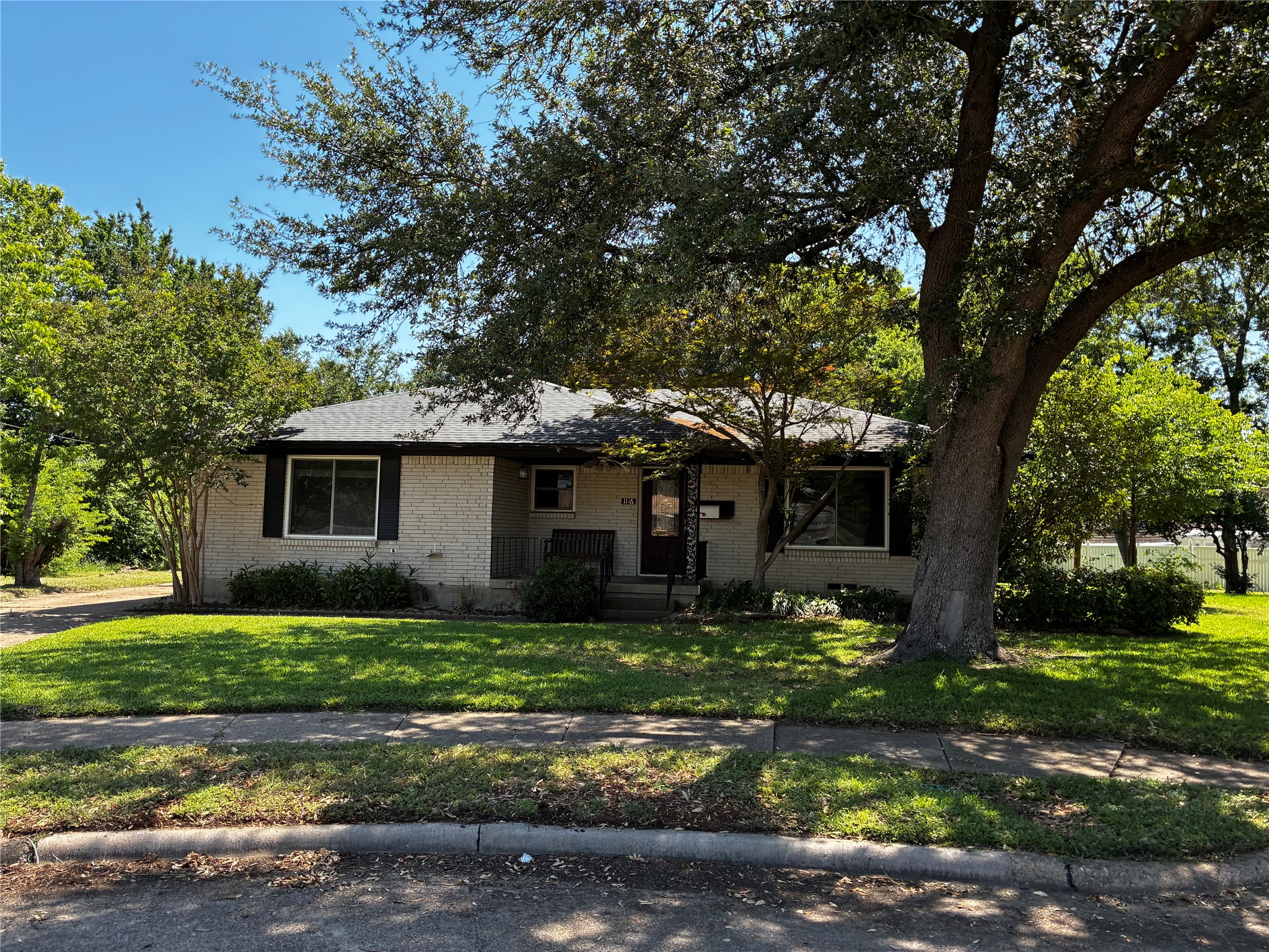 1116 Atlanta Circle Garland TX 75041
