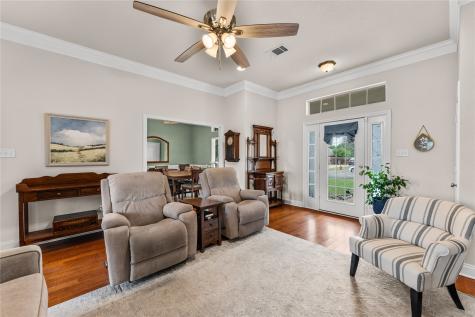 429 W Wall Street Hewitt TX 76643