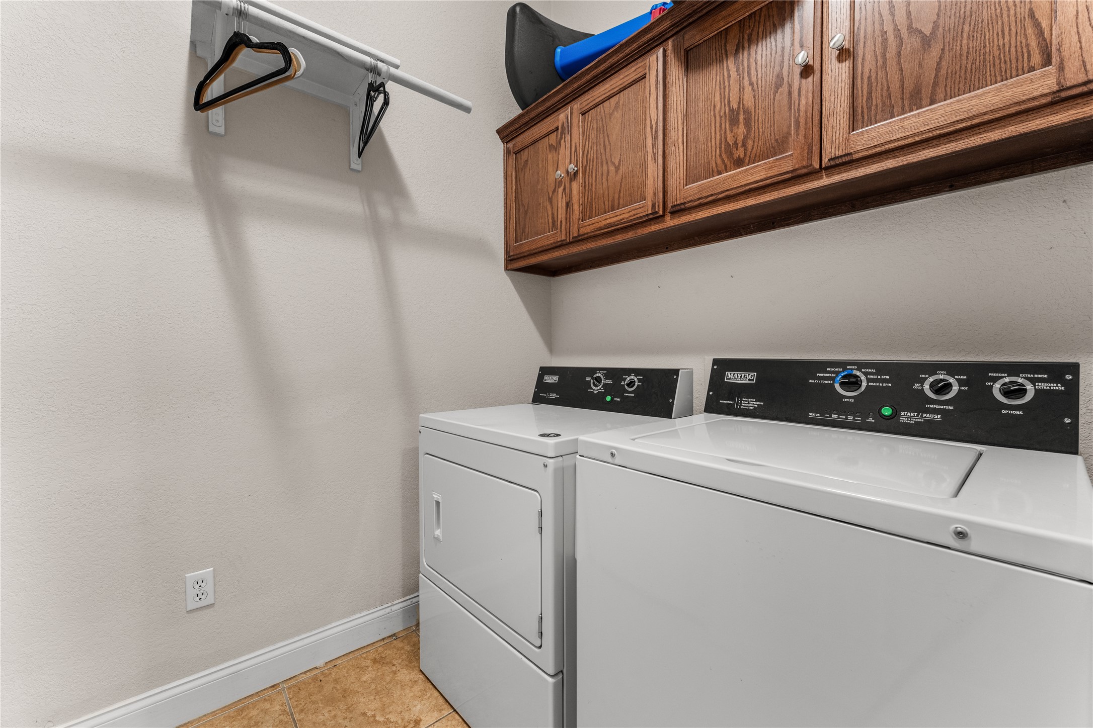 429 W Wall Street Hewitt TX 76643