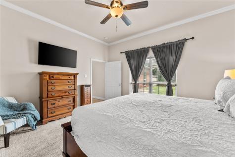 429 W Wall Street Hewitt TX 76643
