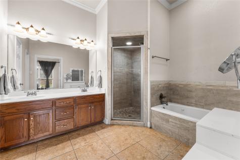 429 W Wall Street Hewitt TX 76643