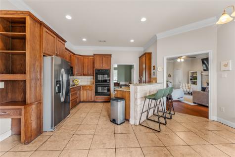 429 W Wall Street Hewitt TX 76643