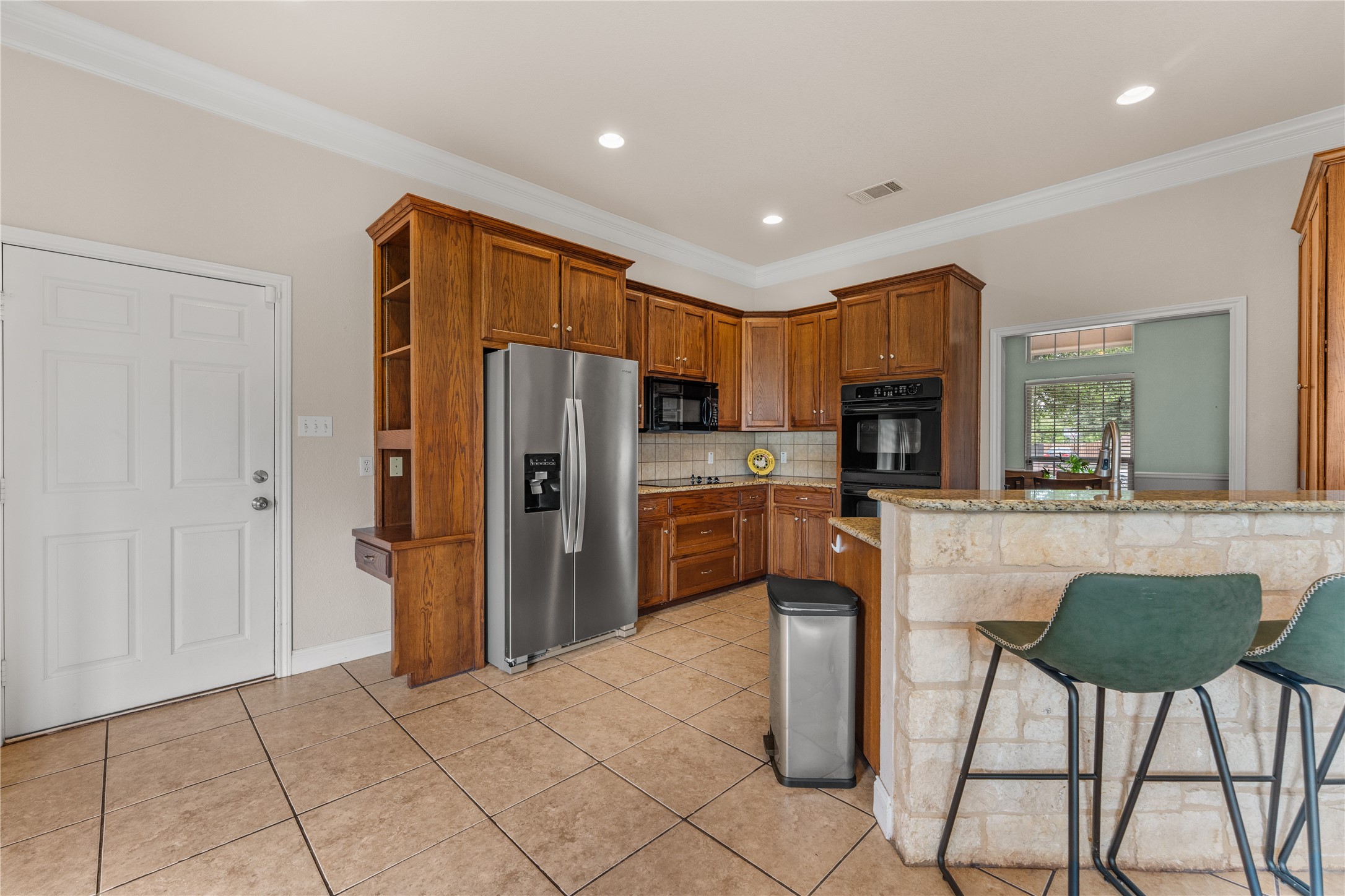 429 W Wall Street Hewitt TX 76643