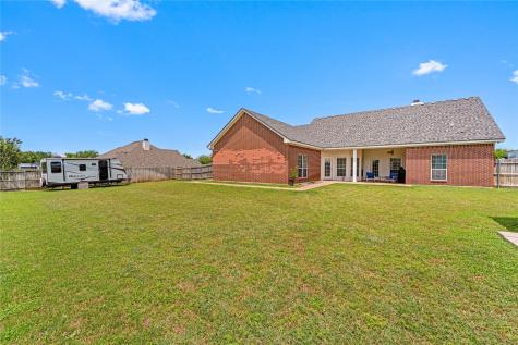 429 W Wall Street Hewitt TX 76643