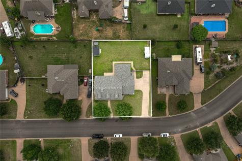429 W Wall Street Hewitt TX 76643