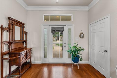 429 W Wall Street Hewitt TX 76643