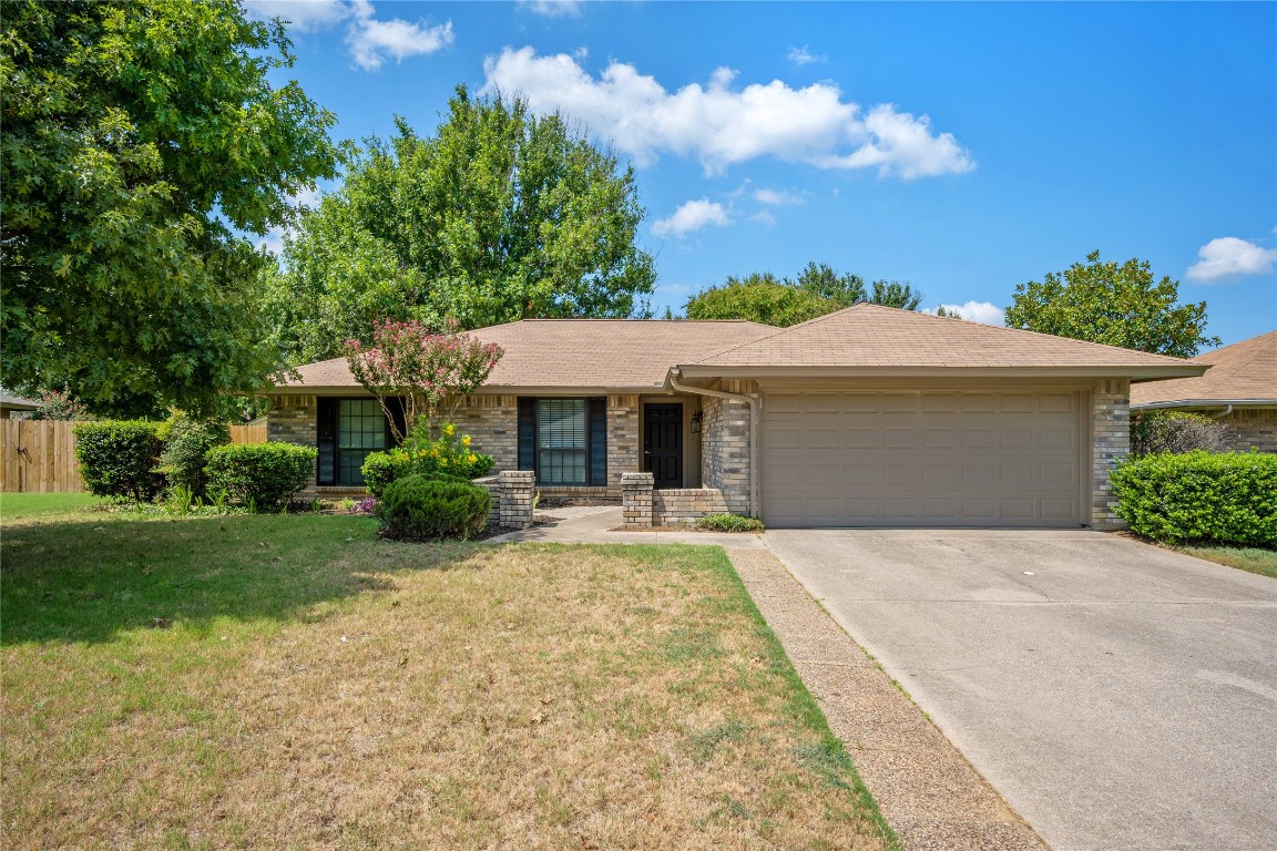 417 Anice Lane Euless TX 76039