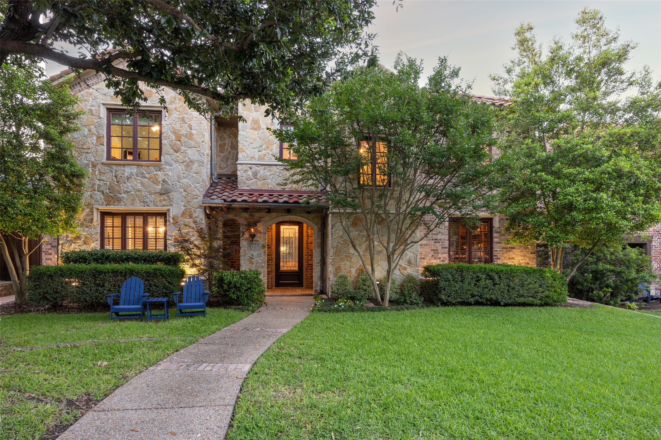 6723 Sondra Drive Dallas TX 75214