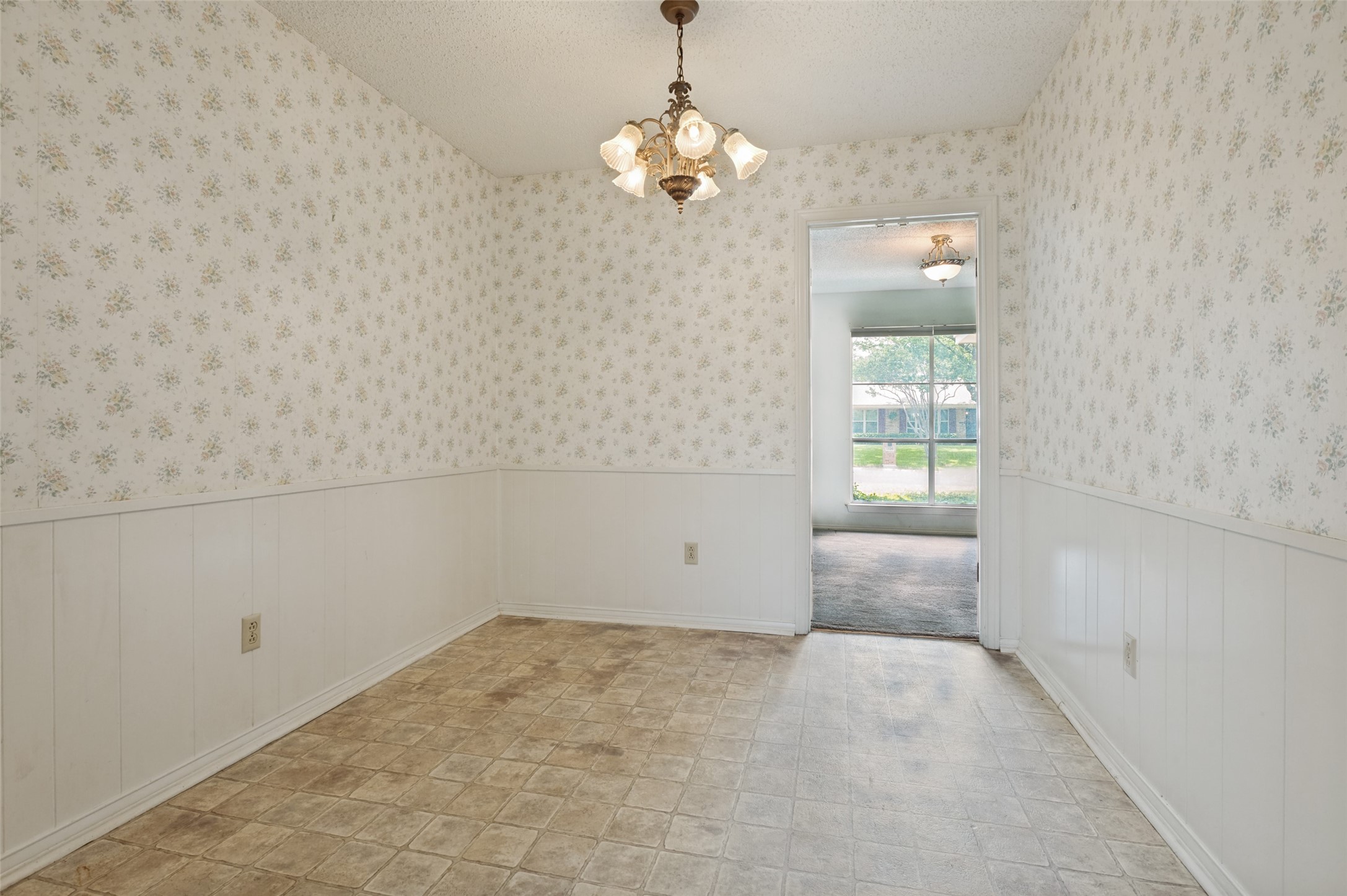 1121 Billie Ruth Lane Hurst TX 76053