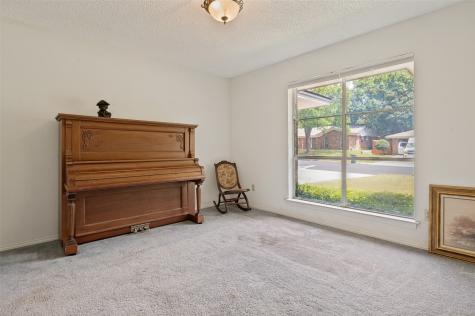 1121 Billie Ruth Lane Hurst TX 76053