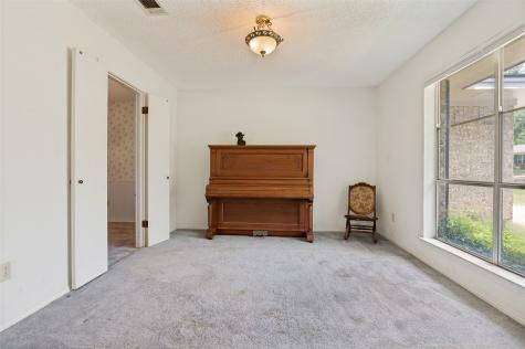 1121 Billie Ruth Lane Hurst TX 76053