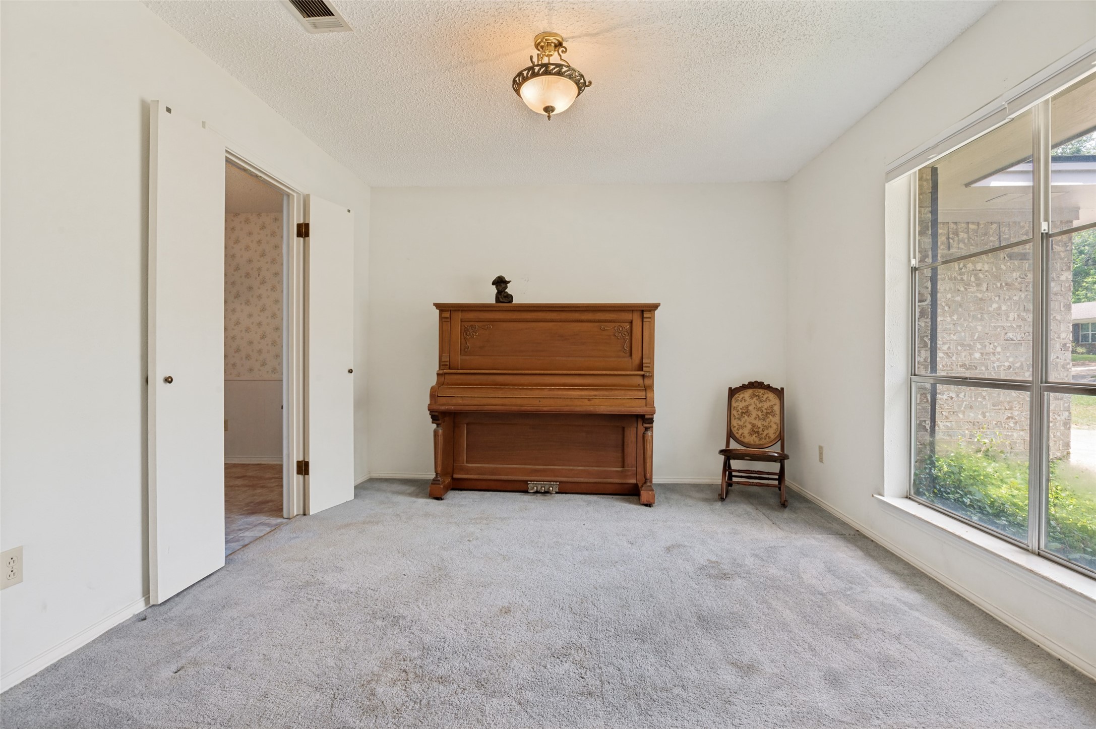1121 Billie Ruth Lane Hurst TX 76053