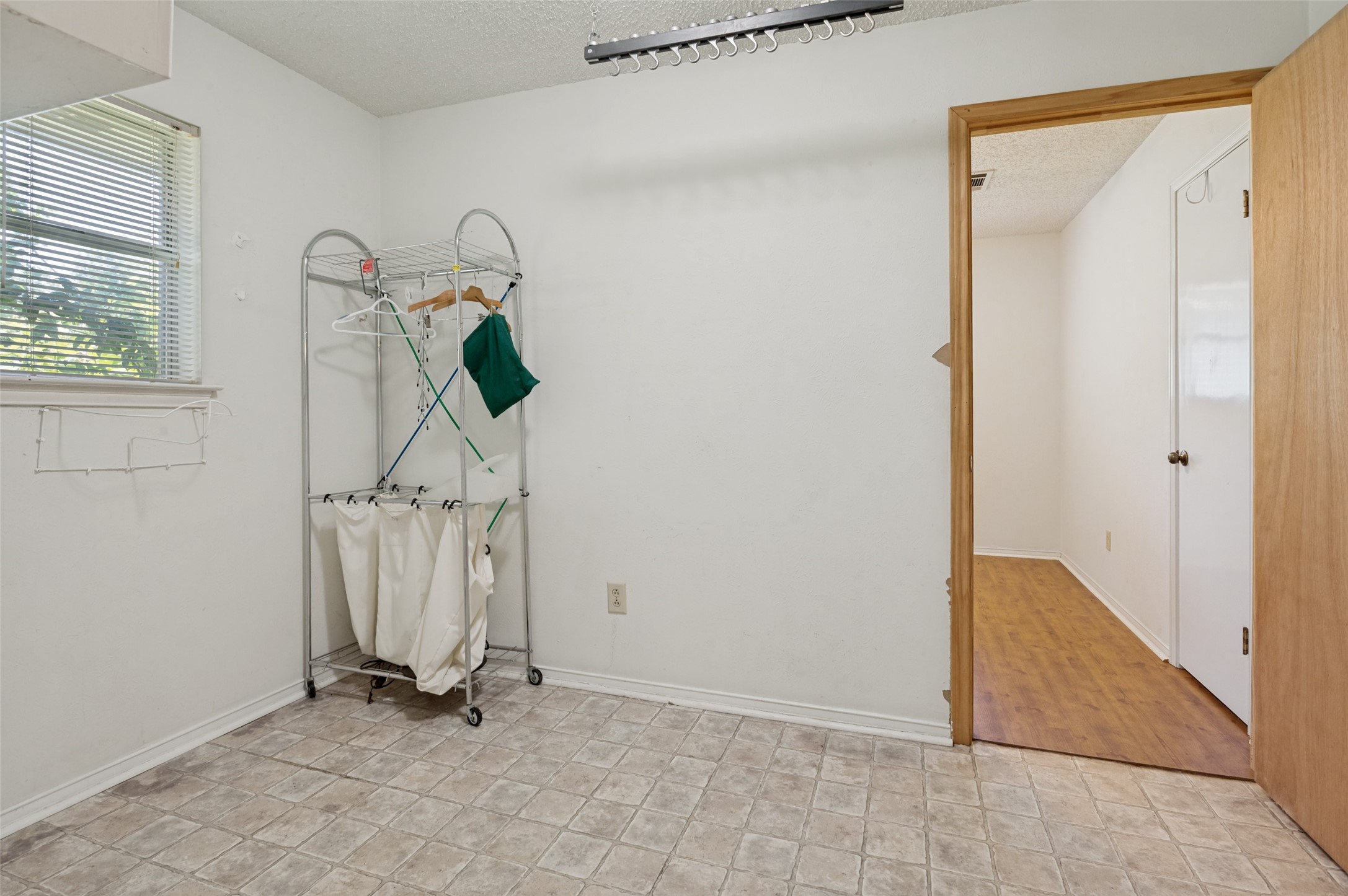 1121 Billie Ruth Lane Hurst TX 76053