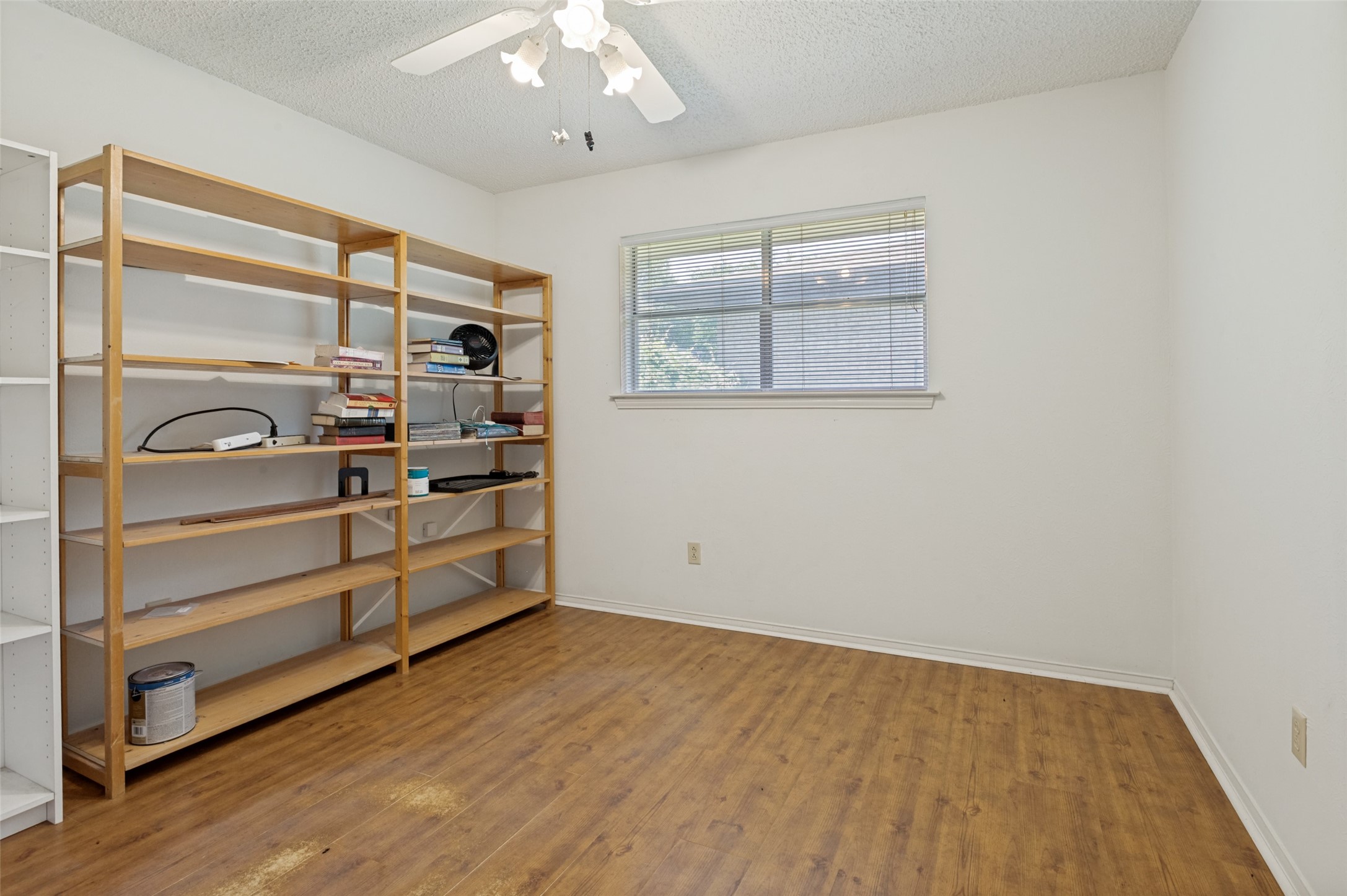 1121 Billie Ruth Lane Hurst TX 76053