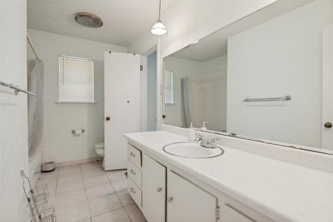 1121 Billie Ruth Lane Hurst TX 76053