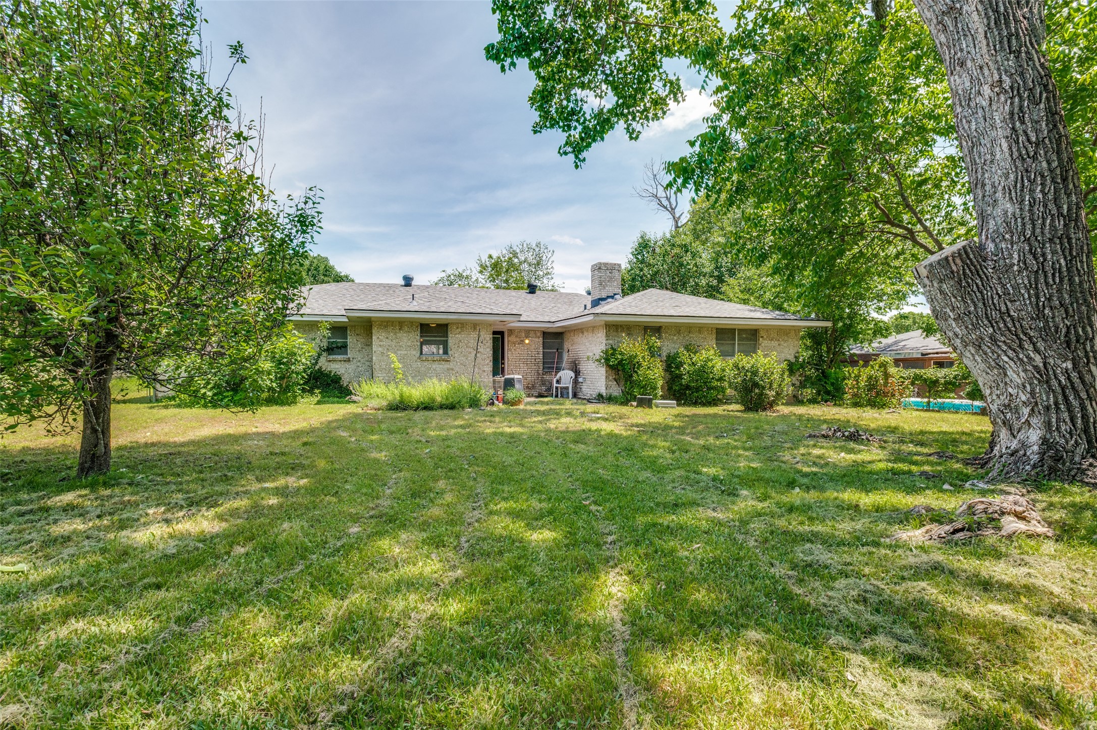 1121 Billie Ruth Lane Hurst TX 76053