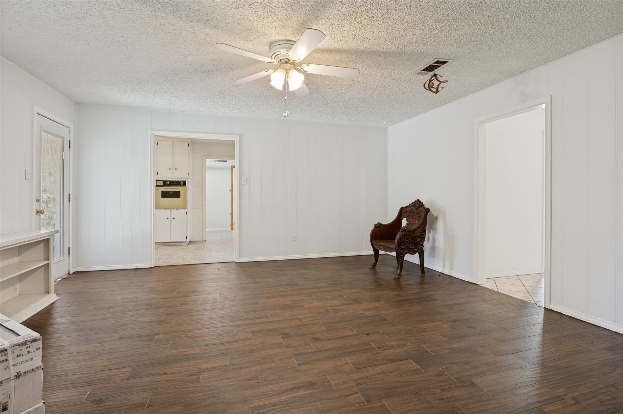 1121 Billie Ruth Lane Hurst TX 76053