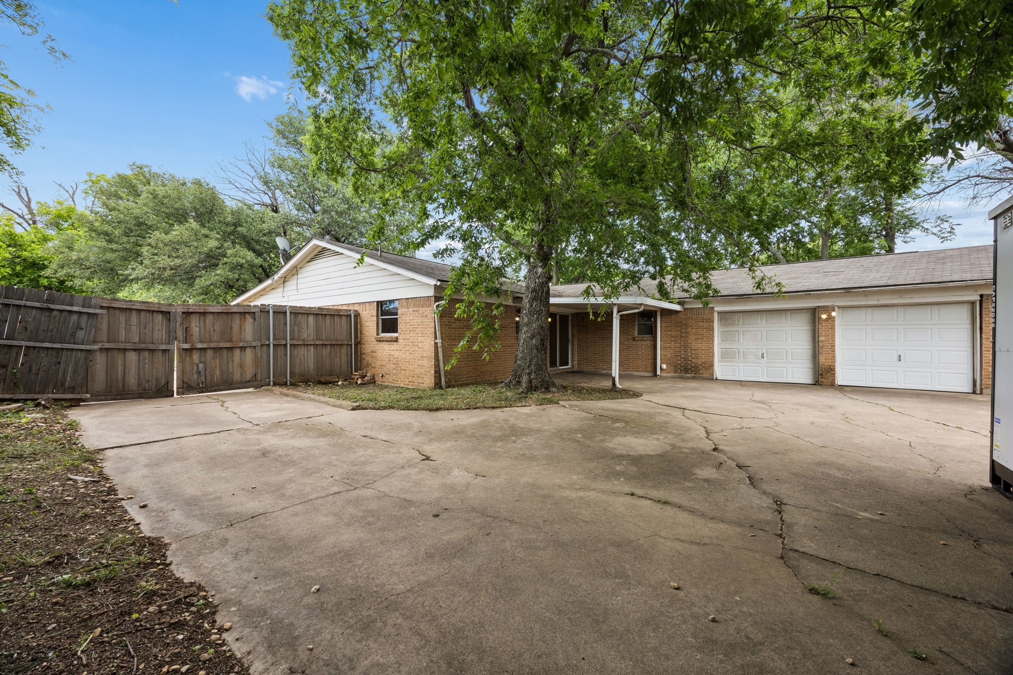 1548 Carl Street Fort Worth TX 76103
