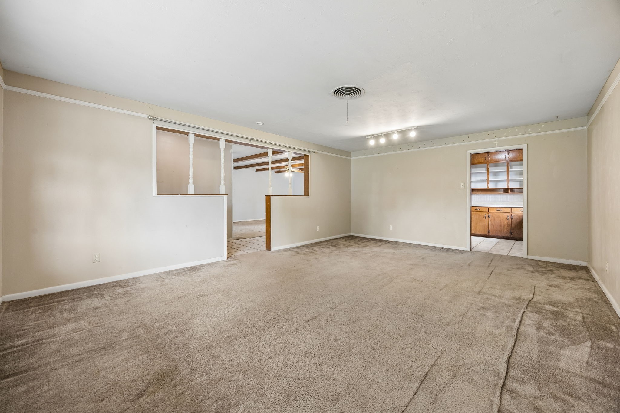 1548 Carl Street Fort Worth TX 76103