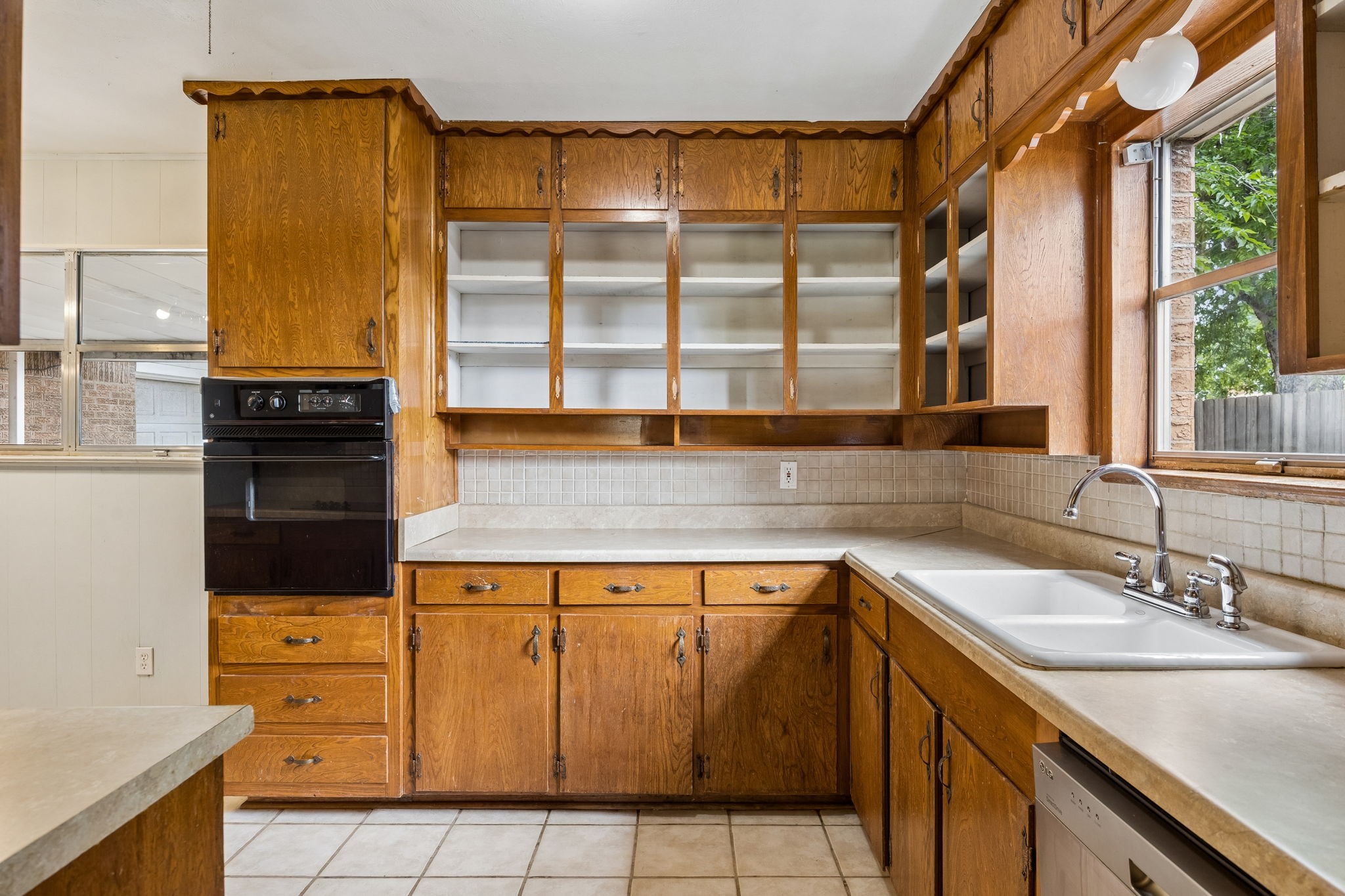 1548 Carl Street Fort Worth TX 76103