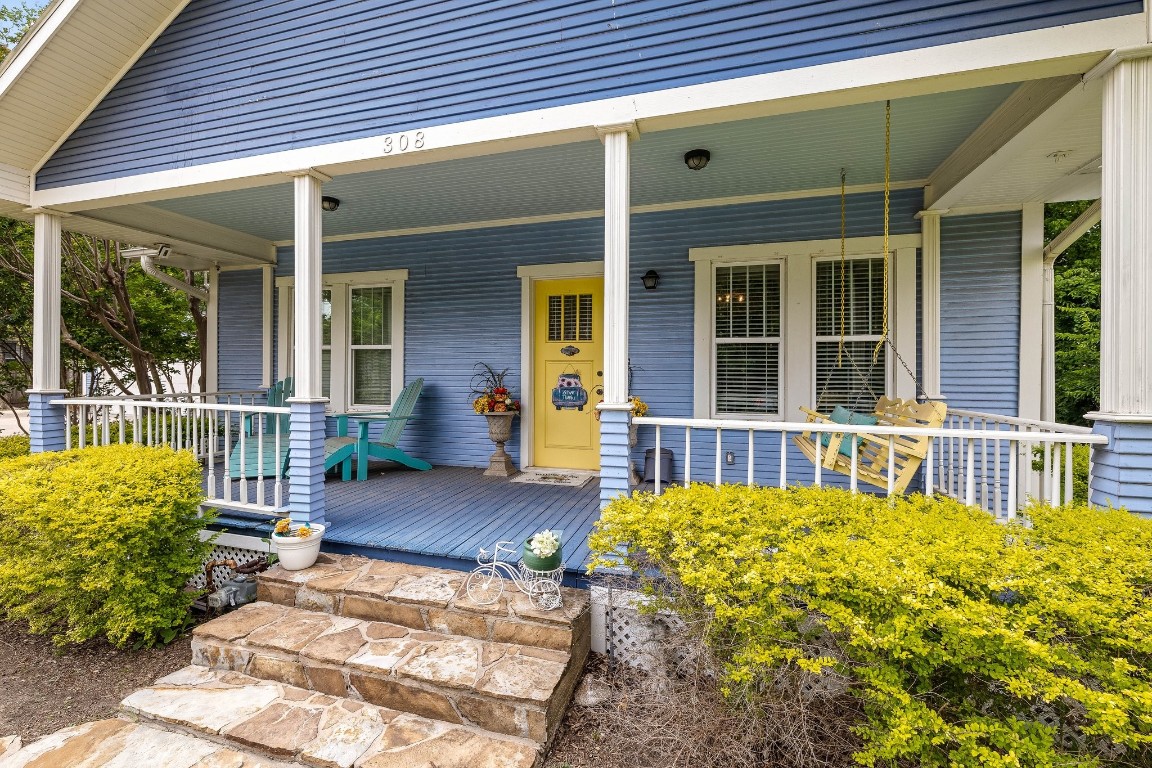 308 S Church Street Pilot Point TX 76258