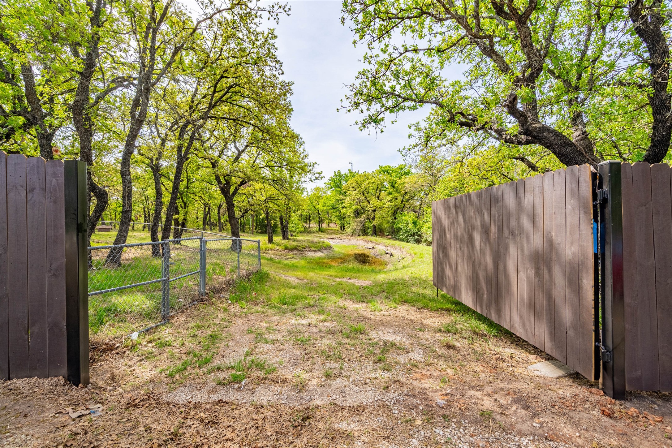 685 County Road 3673 Paradise TX 76073