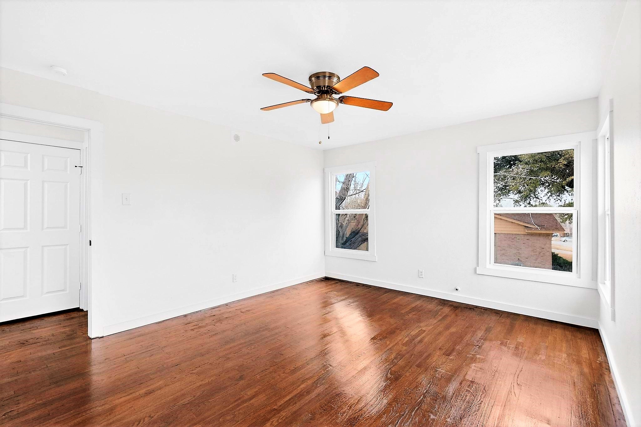 1816 Ellington Drive Fort Worth TX 76112