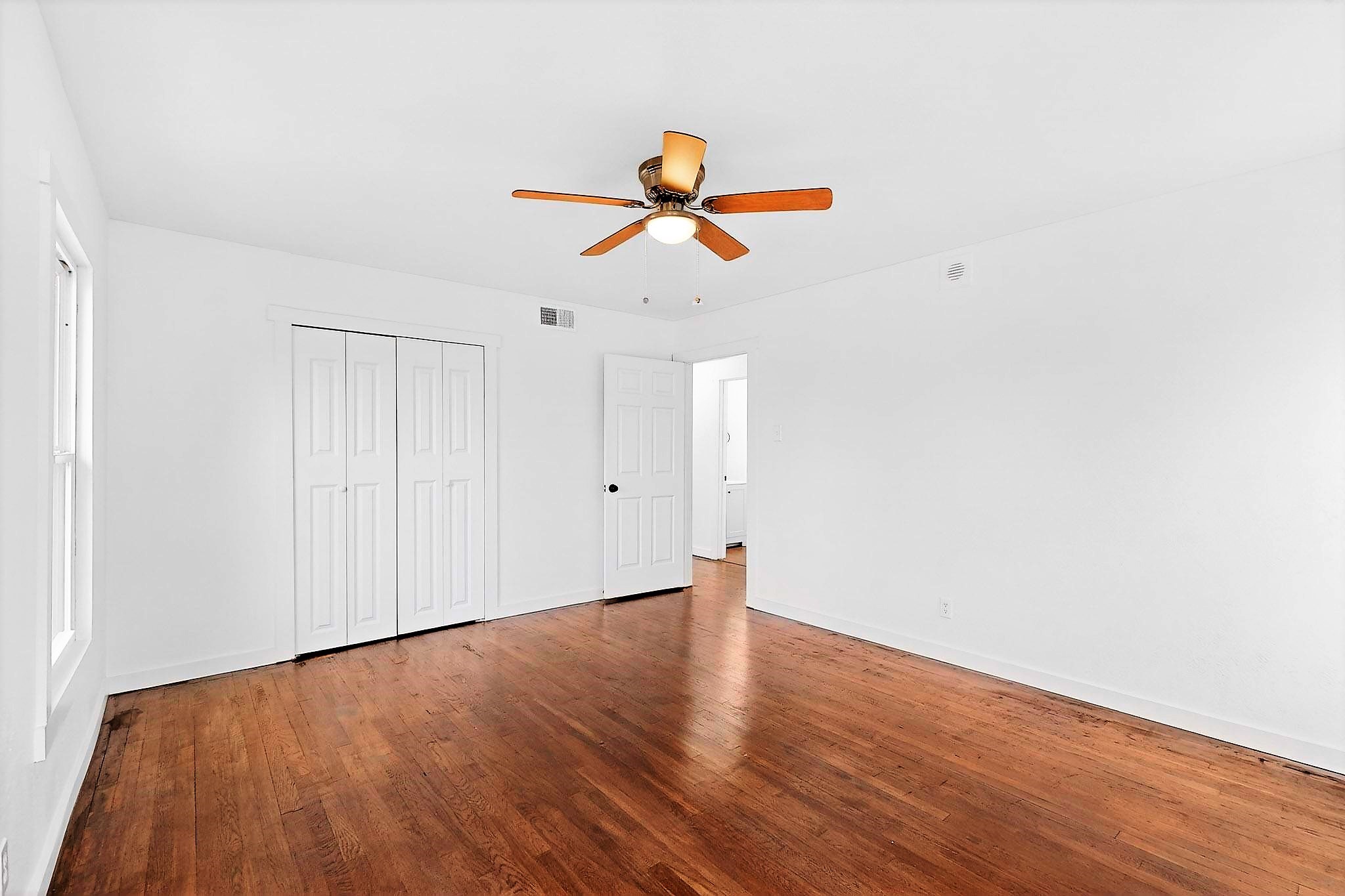 1816 Ellington Drive Fort Worth TX 76112