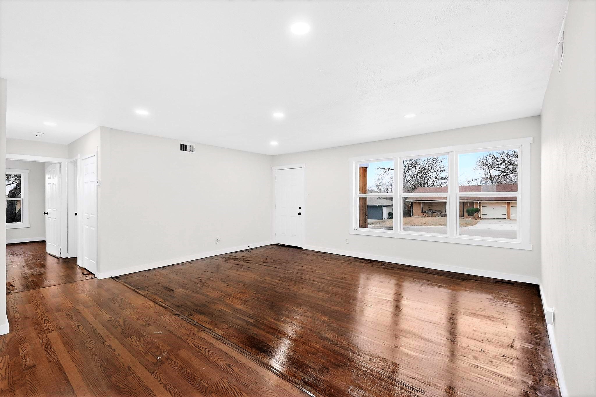 1816 Ellington Drive Fort Worth TX 76112