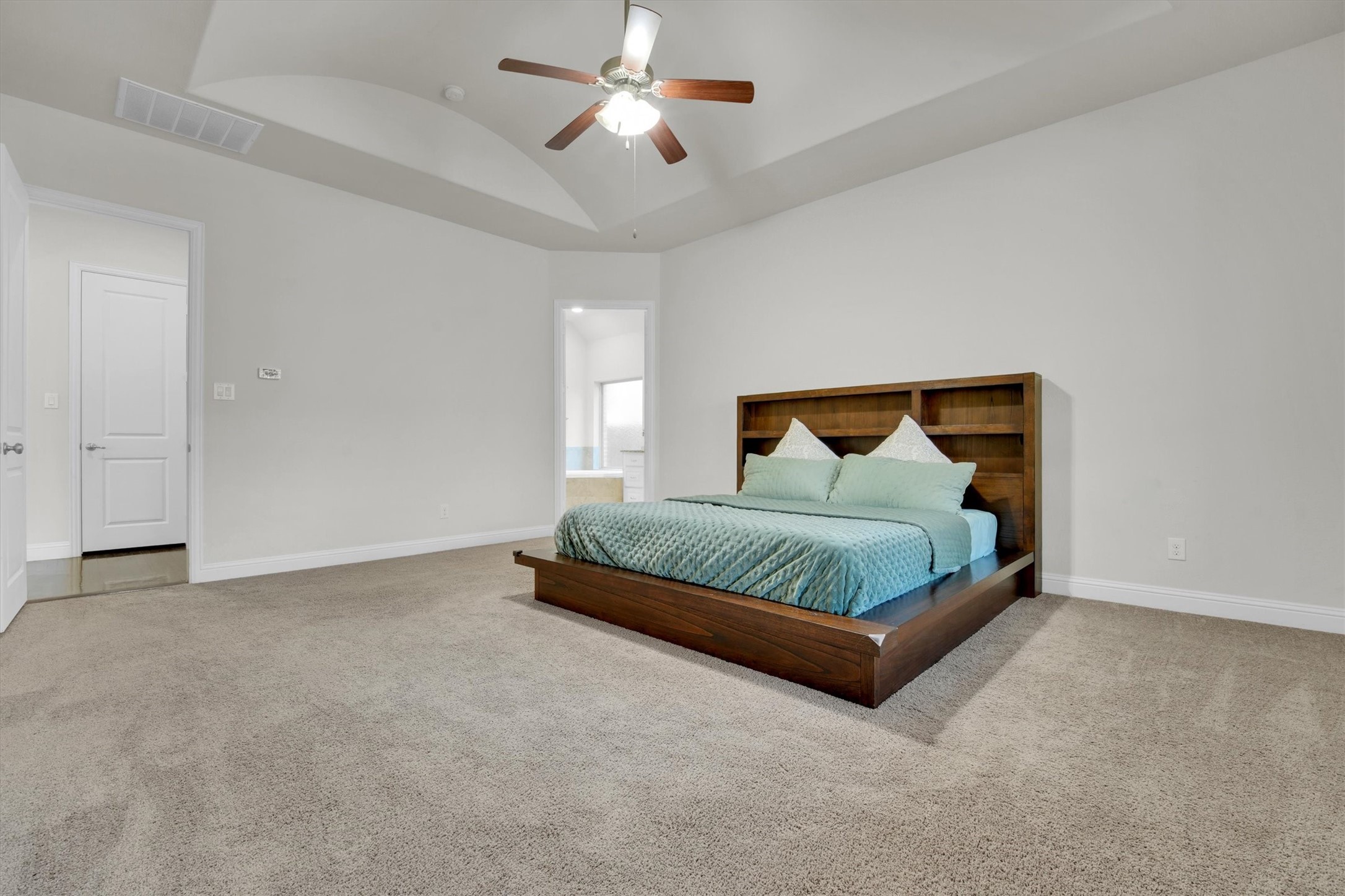 1011 Prairie Ridge Lane Arlington TX 76005