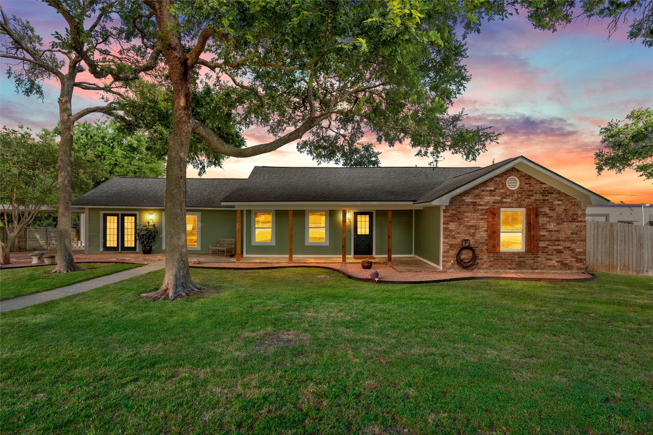 105 James Wesley Drive Robinson TX 76706