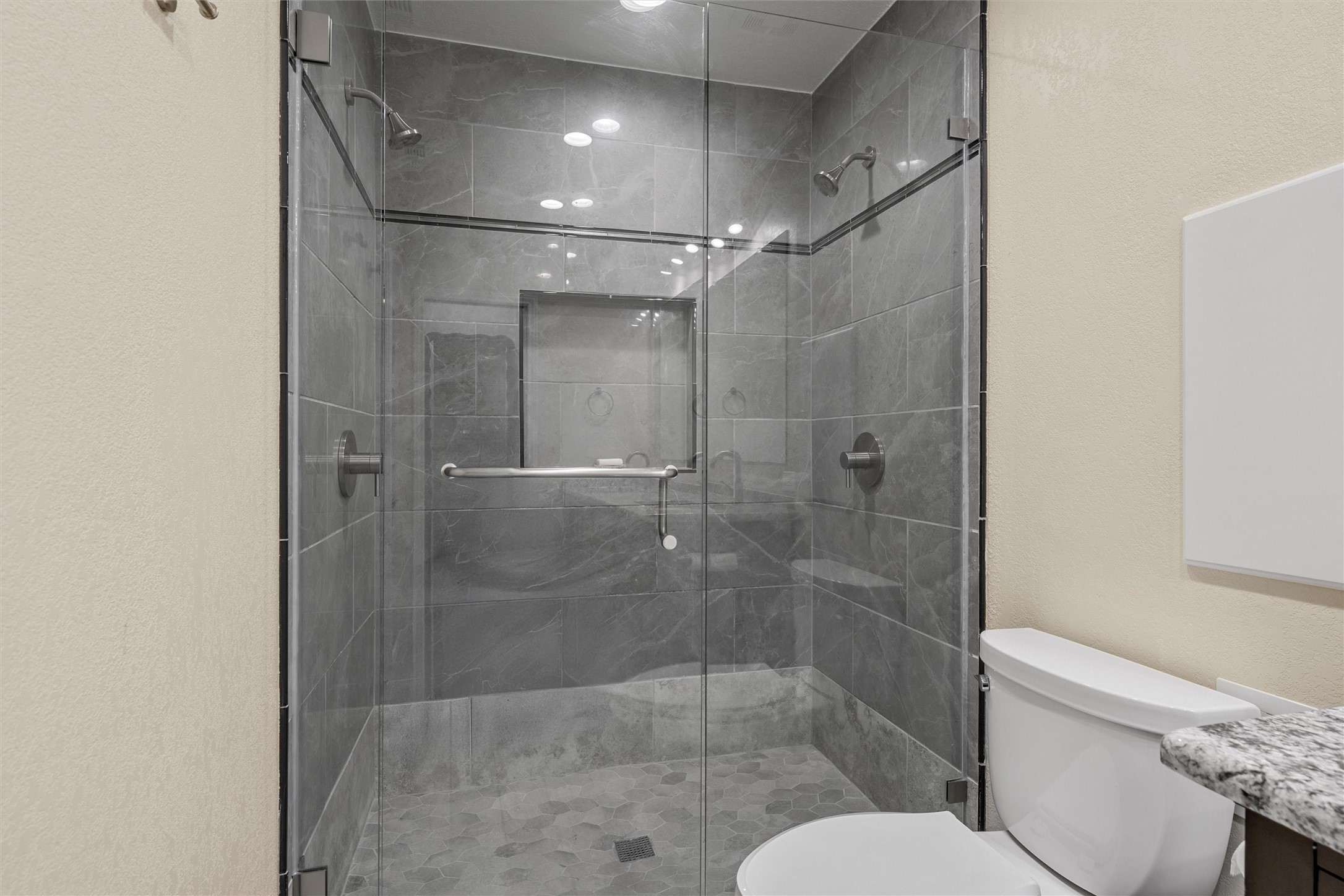 105 James Wesley Drive Robinson TX 76706